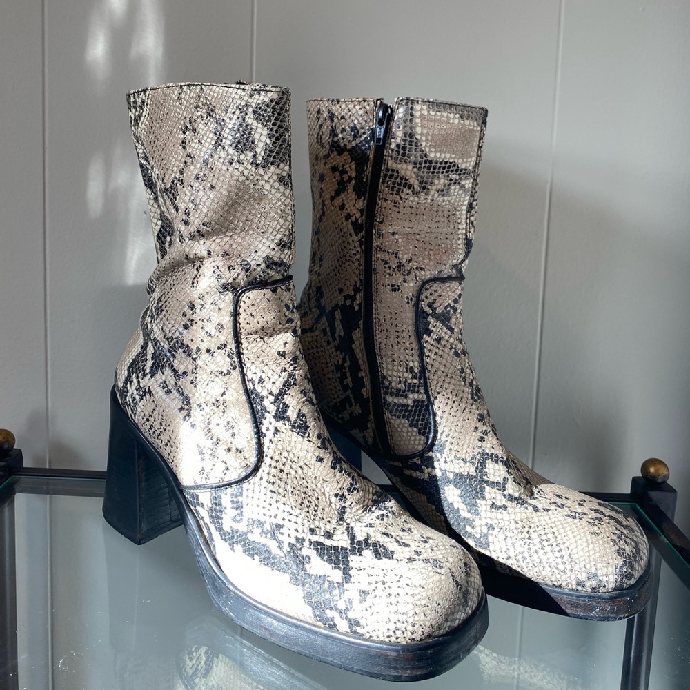 Vintage Durango Snake Print Leather Boots - Picture 2 of 7